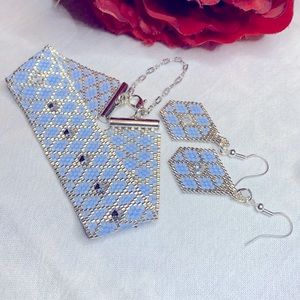 NEW!!!   BRACELET/EARRING SET by Jewelry From the Heart